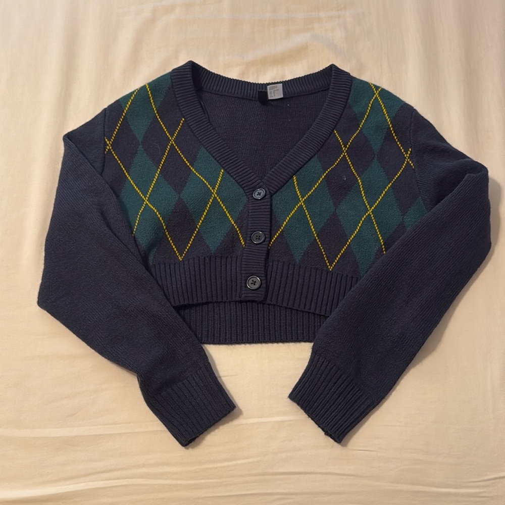 H&M Cropped Sweater